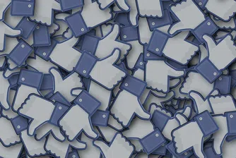 Обвиниха Facebook, че принудително връща служители в офиса