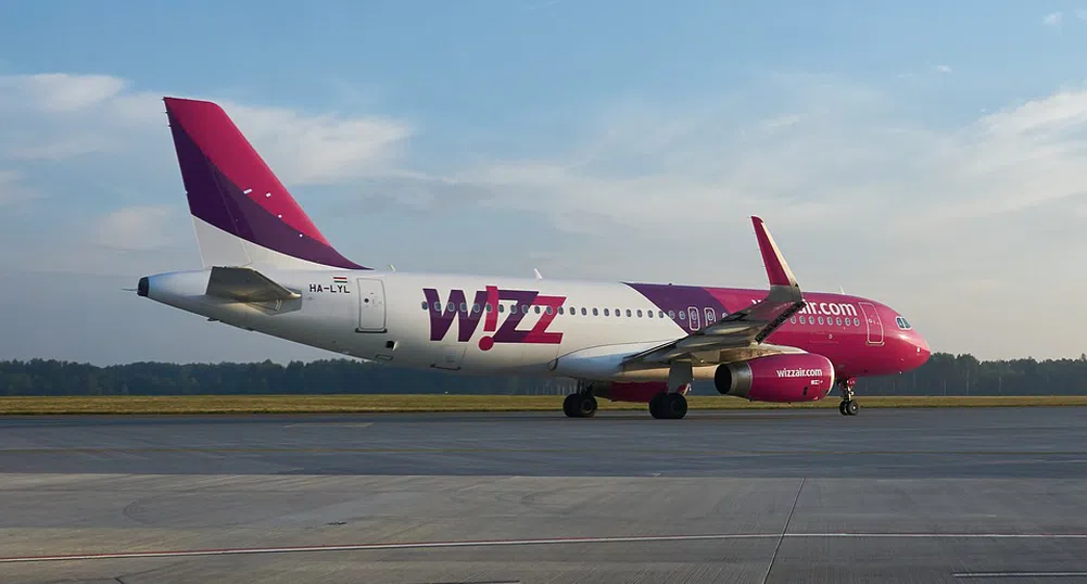 Проверяват Wizz Air заради претоварени полети
