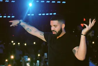 Apple и Spotify си мерят Drake-а
