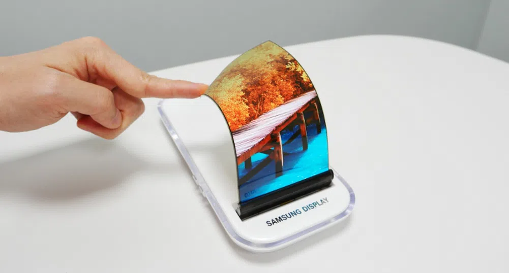 Samsung направи сериозна крачка към гъвкавия Galaxy X