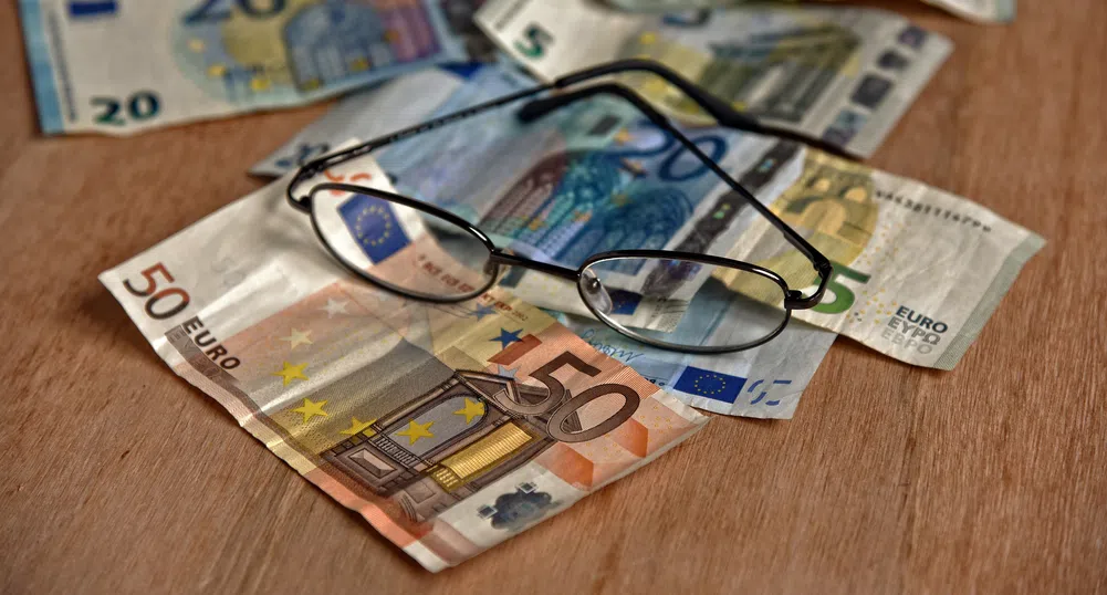 Броят на засечените фалшиви евро банкноти е рекордно нисък