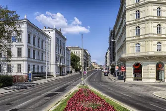 Тероризъм във Виена: Двама загинаха, 14 са ранени при атаките