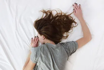 Седем навика, които ще ви помогнат да отслабнете, докато спите