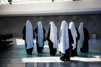 Монахиня похарчи в казино 835 000 долара от бюджета на католическо училище