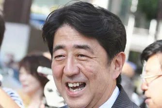 Бившият японски премиер Шиндзо Абе е в болница, беше прострелян