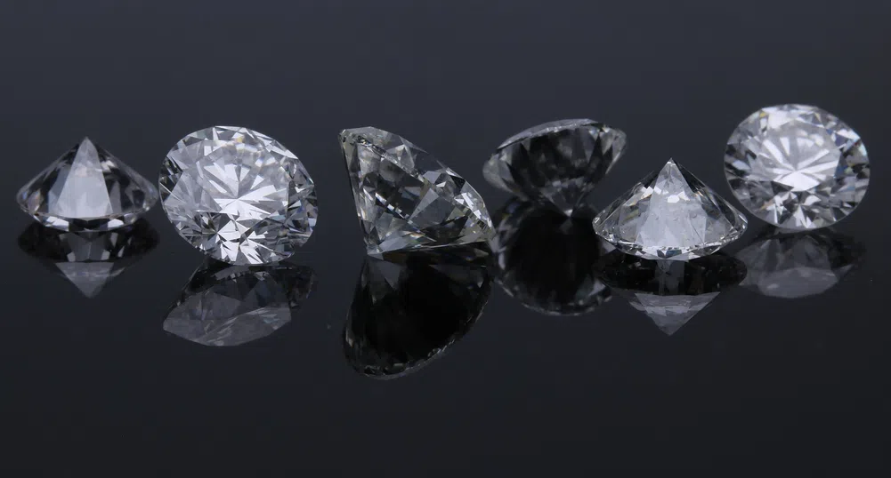ЕС включи най-голямата руска компания за диаманти в списъка със санкции