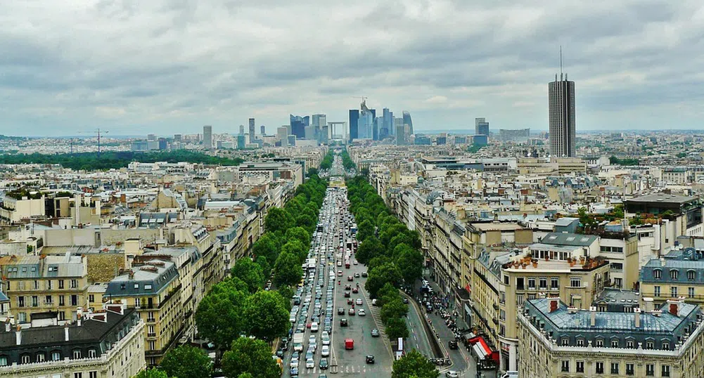 Проблем или атракция са електрическите скутери, завладяващи Париж