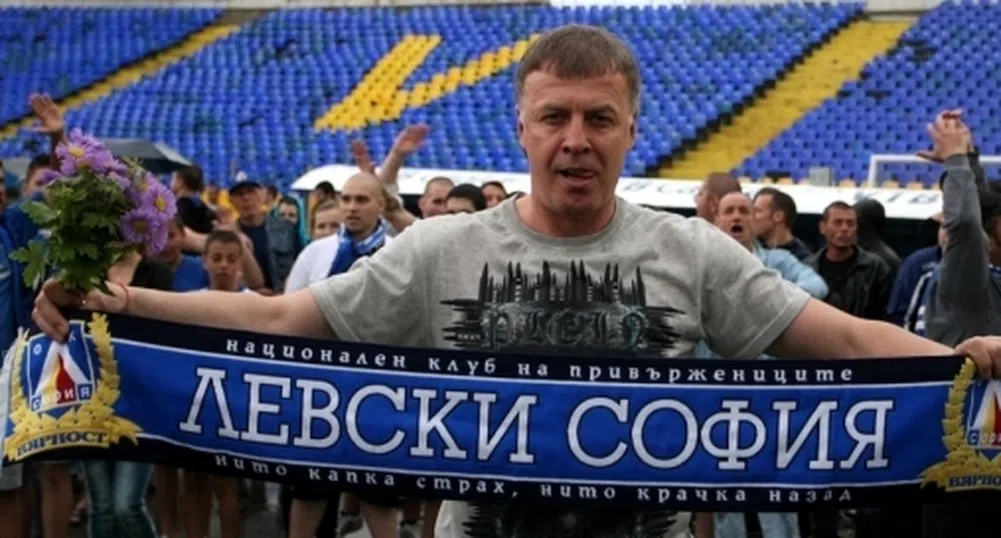 Наско Сираков става собственик на ПФК Левски