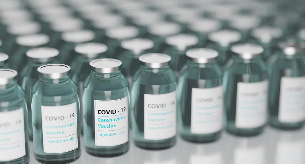 Джо Байдън с трета игла ваксина срещу COVID-19 (видео)