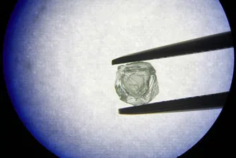 В Сибир откриха уникален диамант в друг диамант