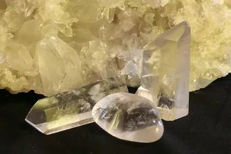 Предизвикали диамантена треска скъпоценни камъни се оказаха кварц