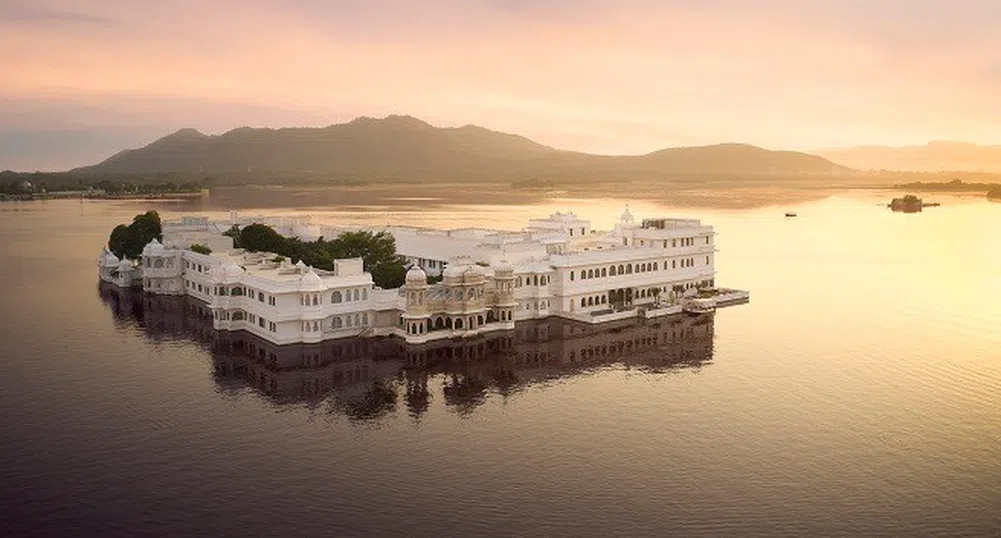 Посрещане по азиатски: Екстремният лукс на най-скъпите хотели в света