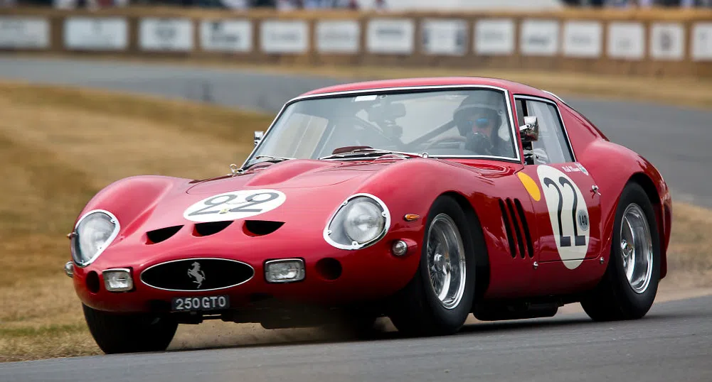 Ferrari от 1962 г. се състезава за нов собственик за над 60 милиона долара
