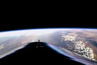 Ричард Брансън достигна до ръба на Космоса