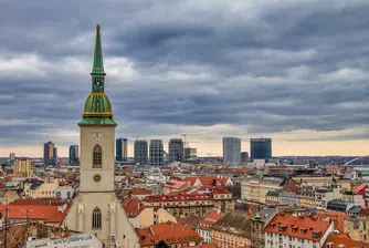Словакия подкрепя бизнеса с 1 милиард евро месечно
