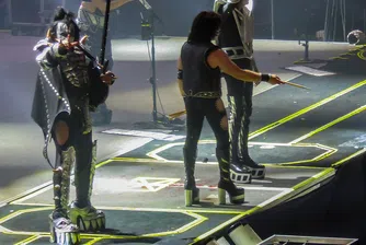 Легендарен музикант: Парите абсолютно купуват щастие