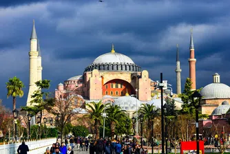 Държавният съвет на Турция разреши "Света София" да стане джамия