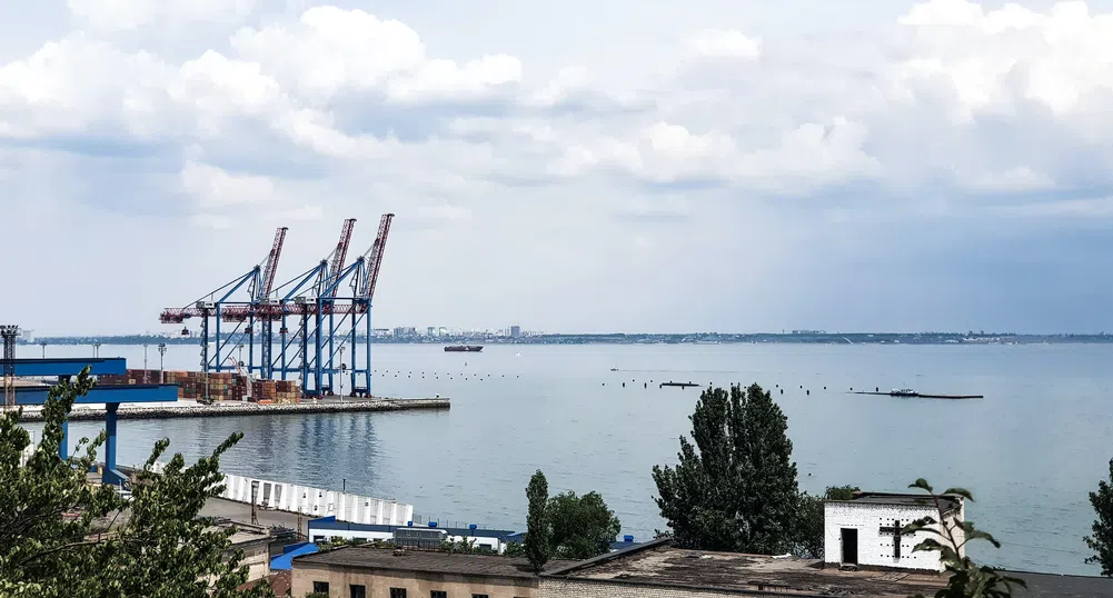 Още кораби със зърно тръгват от Украйна, Ердоган и Путин обсъждат сделката