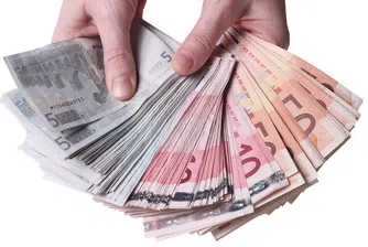 Гърция връща средно по 8 000 евро на пенсионер