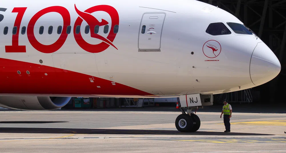 Австралийската авиокомпания Qantas изпълни полет с двоен изгрев