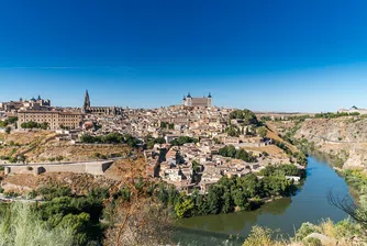 Пет невероятни испански града, които най-вероятно не познавате