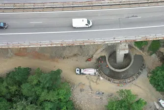 Възстановено е движението по виадукта Коренишки дол на АМ Хемус