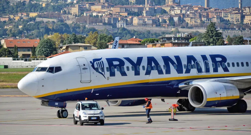 Ryanair може да съкрати до 3000 служители