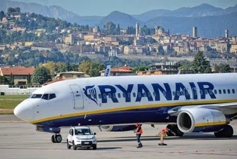 Ryanair може да съкрати до 3000 служители