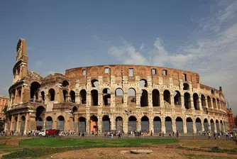 Колизеумът в Рим отново приема посетители