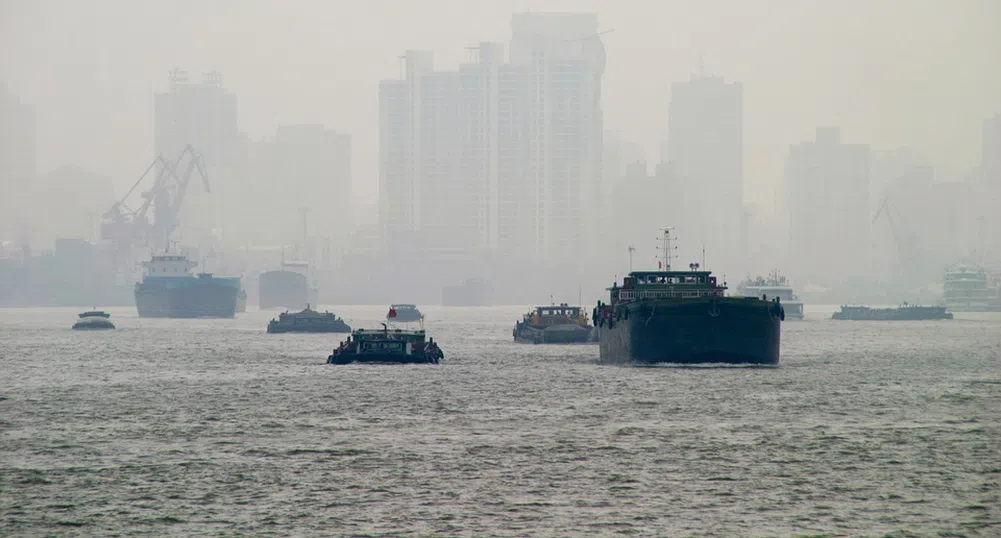 Китайската битка със смога изстреля паладия към рекордни висини