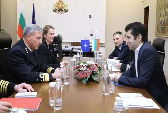 Кирил Петков се срещна с председателя на Военния комитет на НАТО