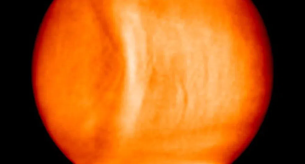 Японски учени заснеха гигантска вълна на Венера