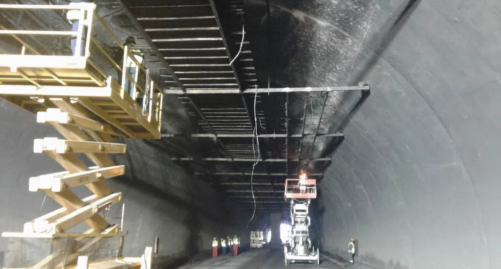 Спешният ремонт на тунел Ечемишка продължава денонощно