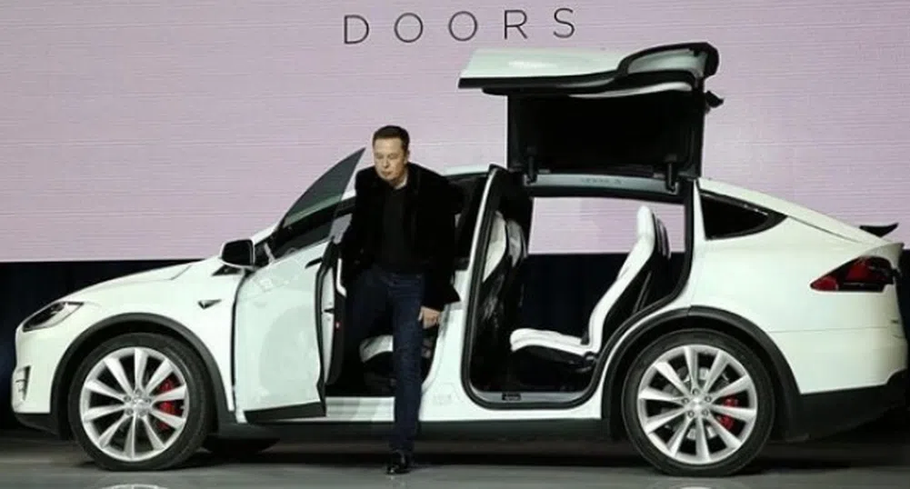 Tesla шокира с рекордни продажби, давайки заявка за розово бъдеще