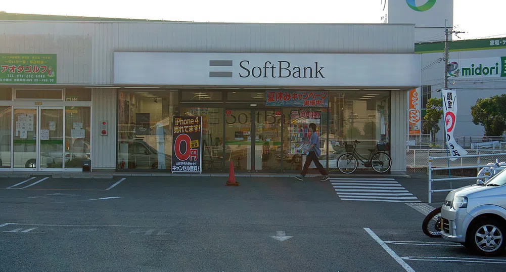 Softbank купи бизнеса с роботи на Google