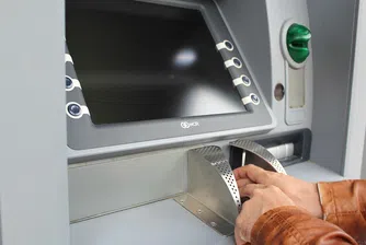 Изтеглихме близо 100 млрд. лв. от банкоматите за 5 години