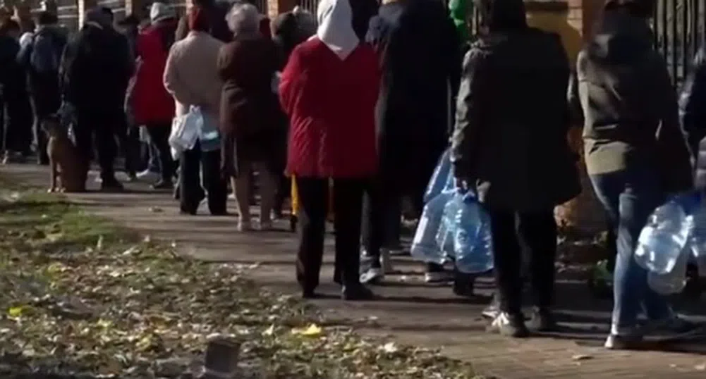 Киев отваря над 1000 пункта, където гражданите да се топлят през зимата