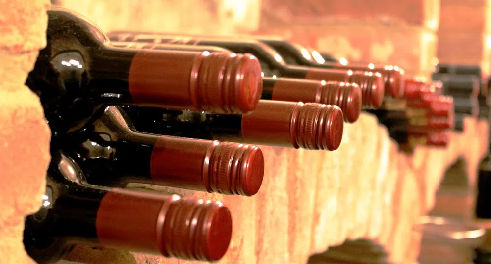 Продава се най-старото вино в света
