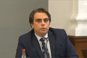 Асен Василев: Заварихме тотална липса на контрол върху държавния ресурс