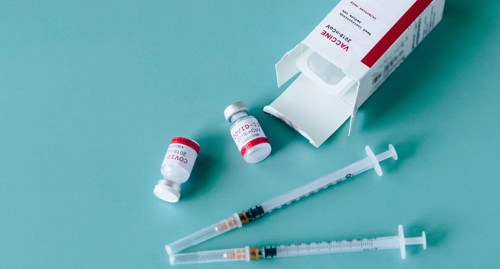 Над 1 млн. дози от ваксините срещу COVID-19 вече са поставени у нас