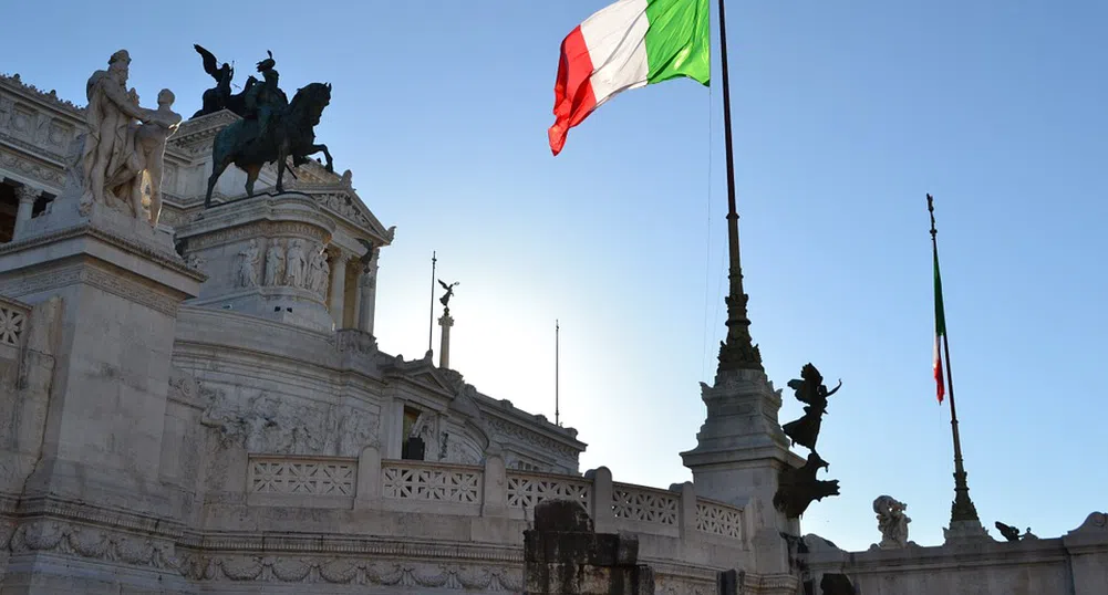 Италианската политическа криза изплаши пазарите по света
