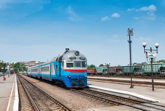 В украинските държавни железници копаели биткойни с краден ток
