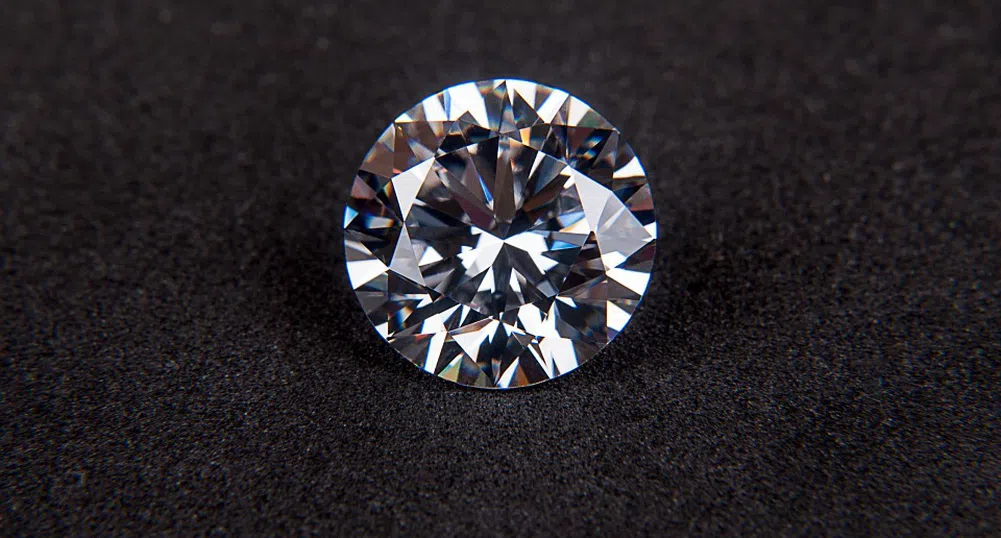 Най-голямата компания за диаманти в света залага на блокчейн