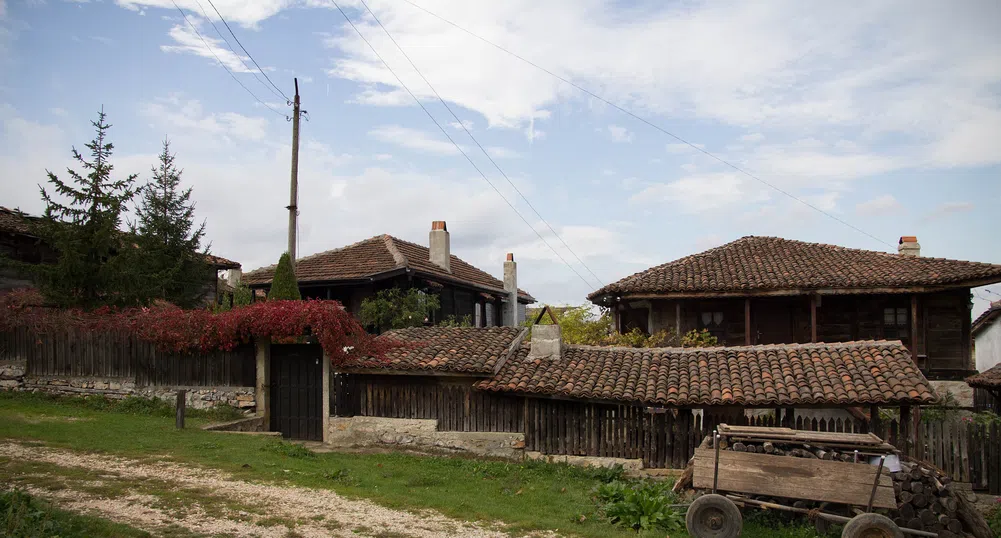Над 200 000 българи са се преместили в селата по време на пандемията