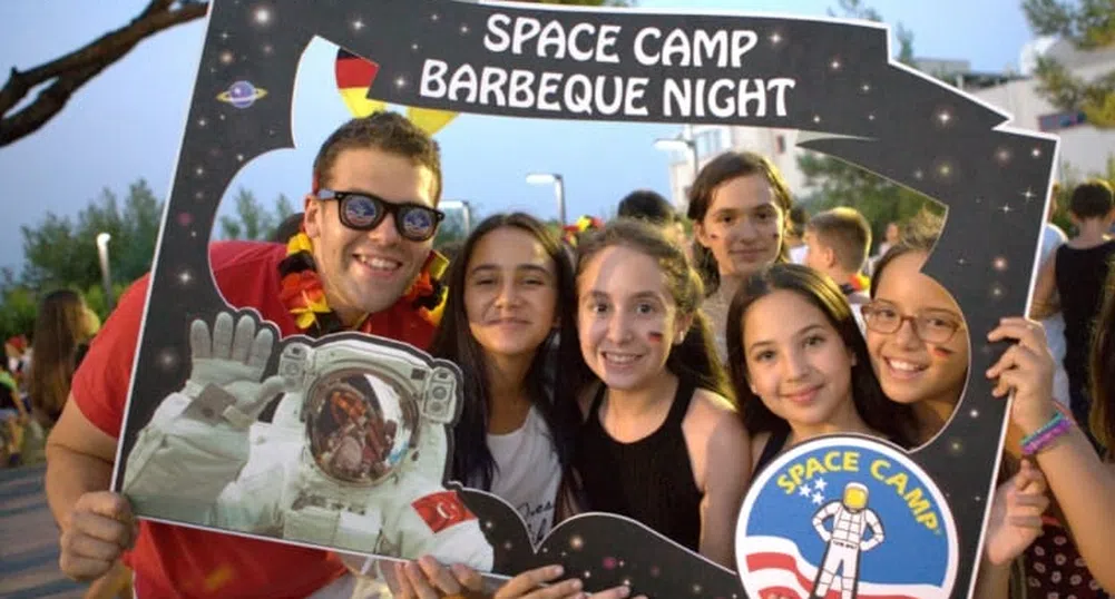 40 стипендии очакват децата, отличили се в тазгодишния Space Camp Turkey