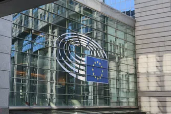Европейският парламент настоява ЕС да замрази финансирането за Унгария