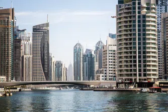 Дубай може отново да приема туристи през юли