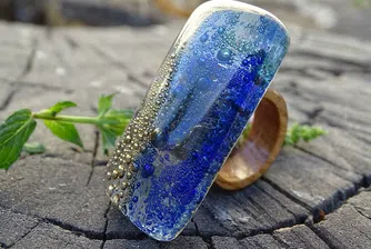 Край на счупените екрани - откриха самовъзстановяващо се стъкло