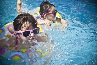 10 съвета за безопасност на децата във вода