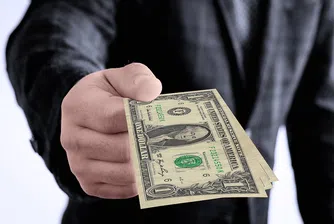 Къде служителите печелят средно по 110 хил. долара на тримесечие?